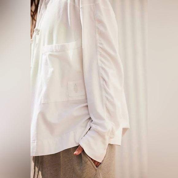 ▪️Free People Hot Shot Hooded Layer in White - Picture 5 of 5